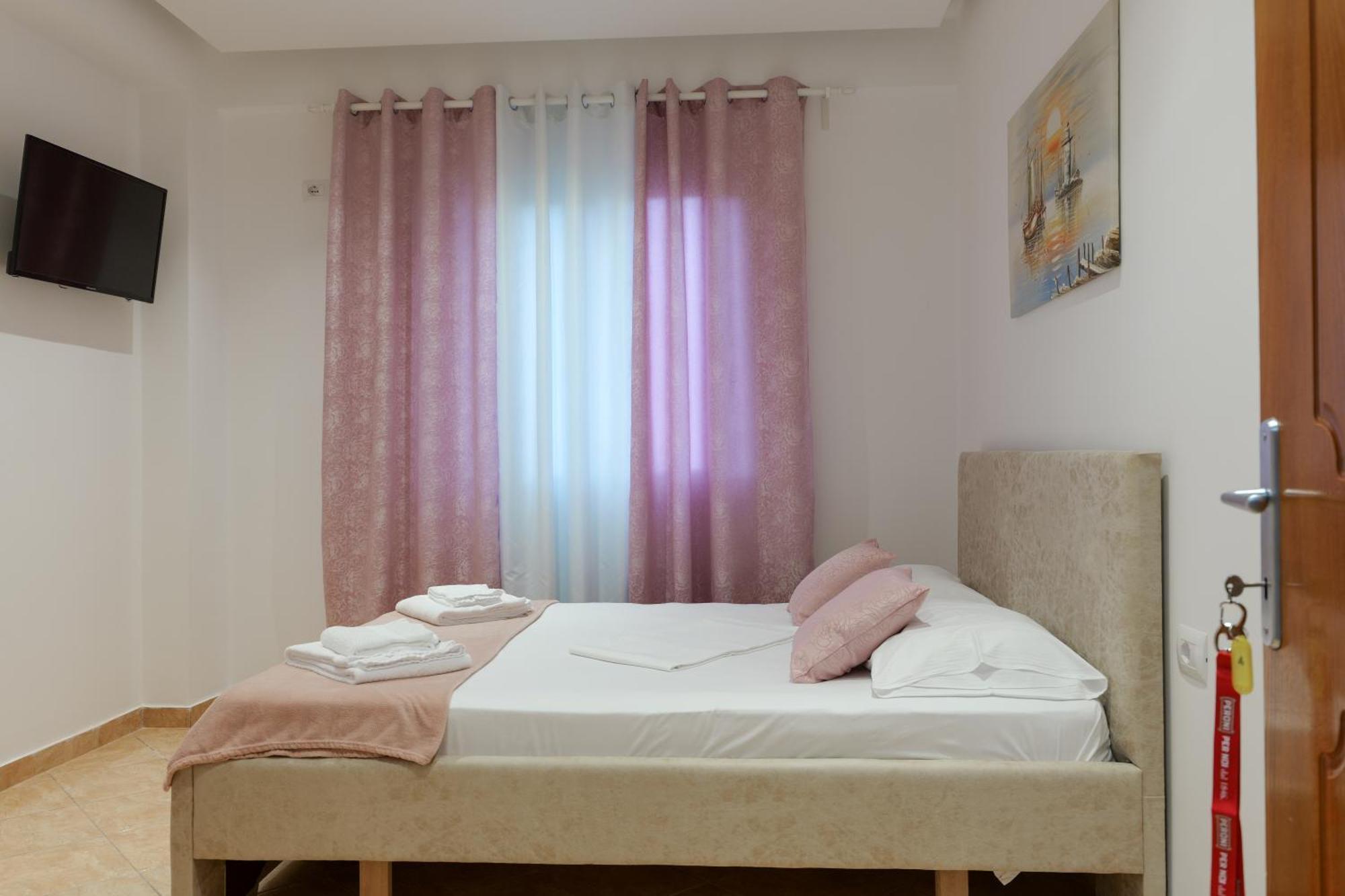 Vila Veli Brothers Саранда Экстерьер фото